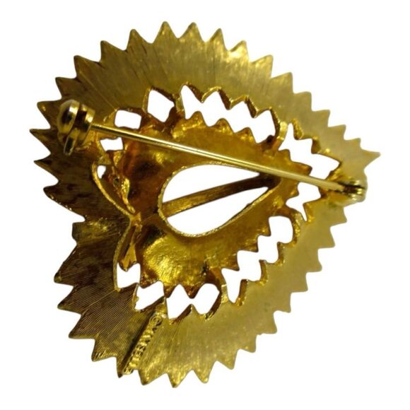 Mamsellev 1970’s Gold Double Heart Brooch Signed 
Vintage Gold Leaf Brooch - Picture 6 of 10